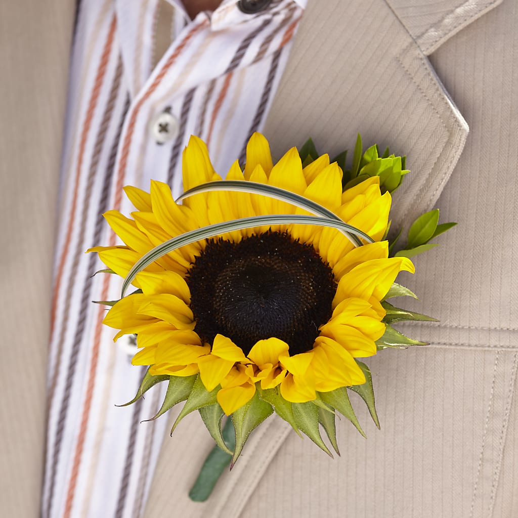 Free Spirit Boutonniere – Fiesta, Las Cruces NM