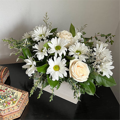 Fresh Linen Box Bouquet –  Fiesta, Las Cruces NM