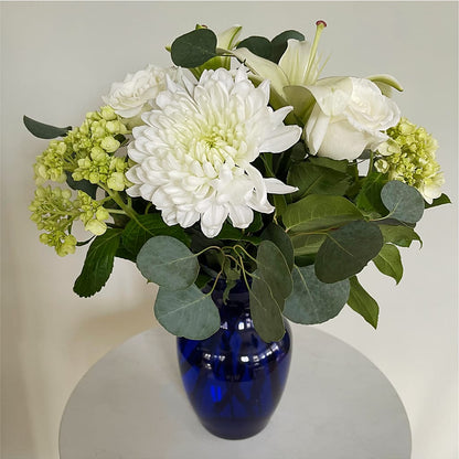 Snowy Dreams Bouquet –  Fiesta, Las Cruces NM